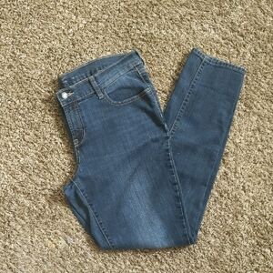 Old Navy Women's Classic Blue Skinny Jeans